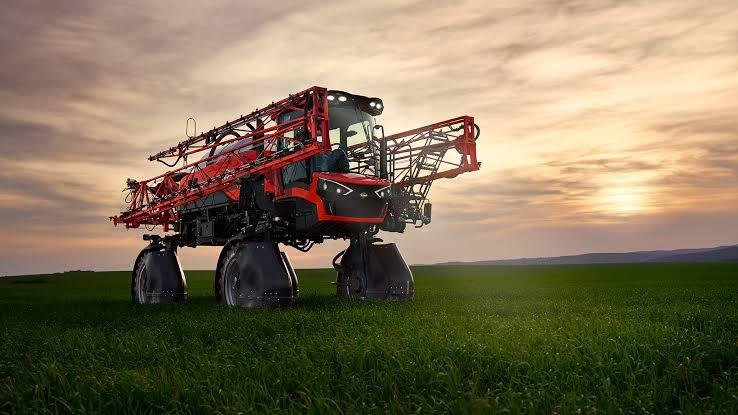Linha Pulverizadores KUHN